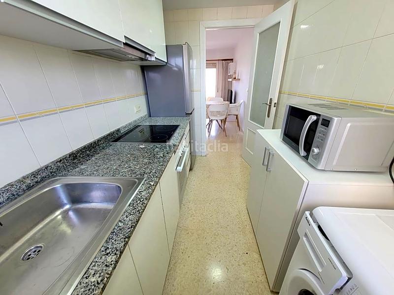 Foto 57df9d5d-fb47-406c-81c8-5b987f2c7c4a. Lloguer apartament a carrer del navegant 17 a Playa de Gandía Gandia