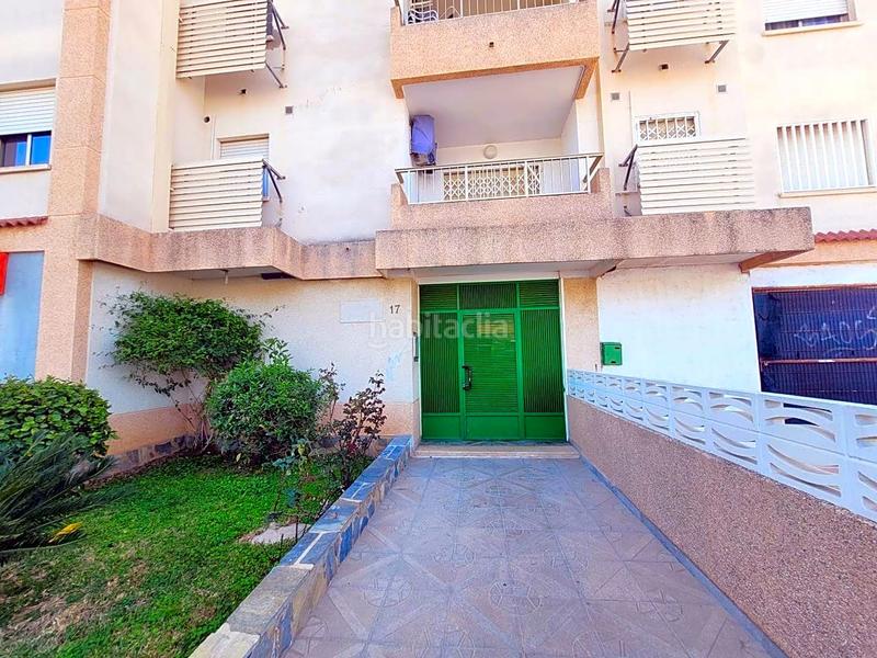 Foto 825825ea-b0d8-4def-88e0-c2e293751822. Lloguer apartament a carrer del navegant 17 a Playa de Gandía Gandia