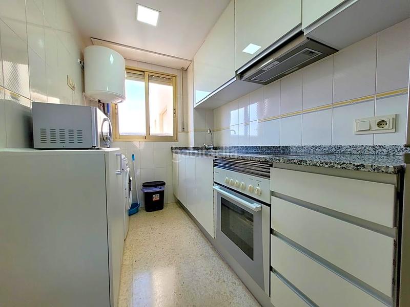 Foto cde68b61-6bb9-41ac-a282-b61baefbc1a0. Location appartement dans carrer del navegant 17 dans Gandia