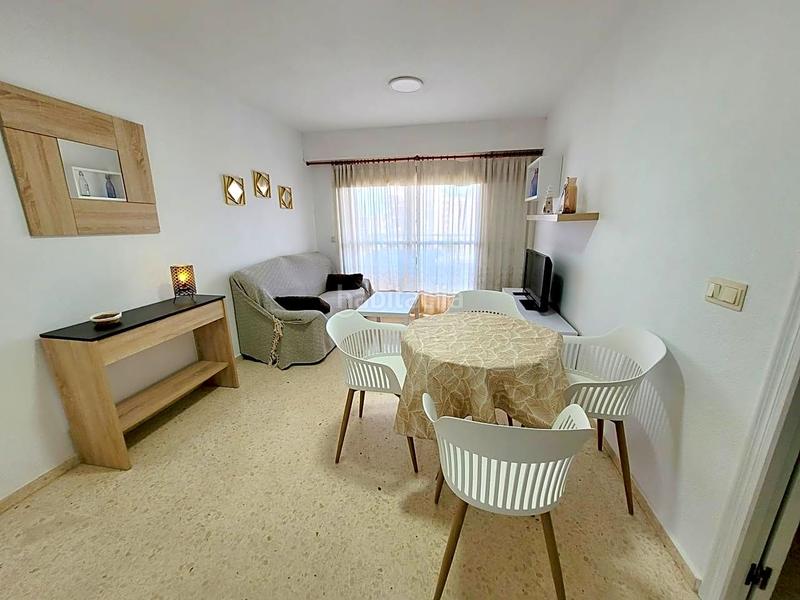 Foto d3e2e324-89ee-456f-9895-ef09ce3fe39c. Rent apartment in carrer del navegant 17 in Playa de Gandía Gandia