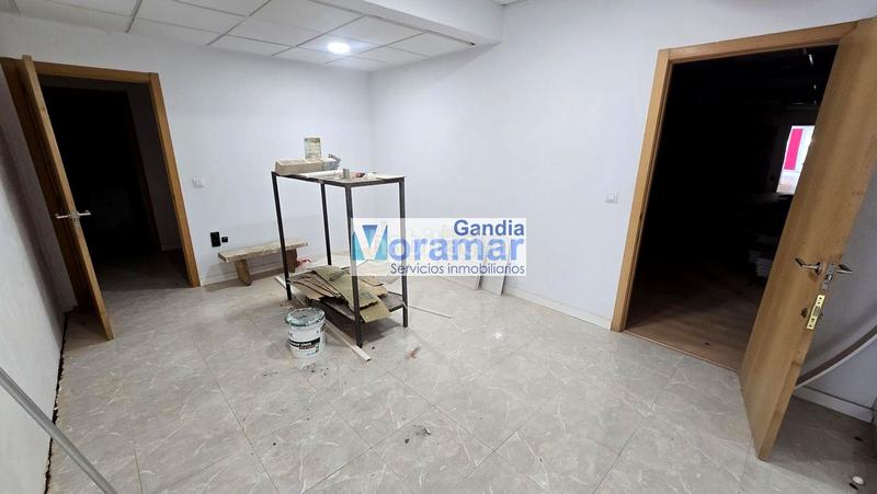 Foto 76d9c422-9d49-48ca-b36d-9a6d6a5641f7. Affitto locale commerciale in Playa de Gandía Gandia
