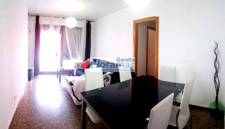 Miete Appartement in De la universidad 8. Les llometes 2 3º 13  apartamento en playa de gandía  alquiler d