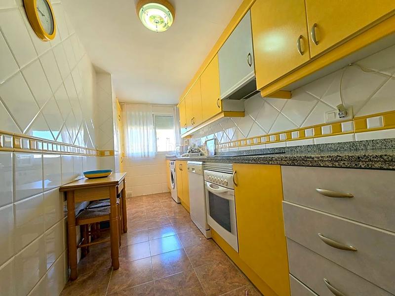 Foto 688c4dea-2e50-4bca-86c2-cf9eaaab4706. Lloguer apartament a carrer camp de morvedre 39 a Gandia