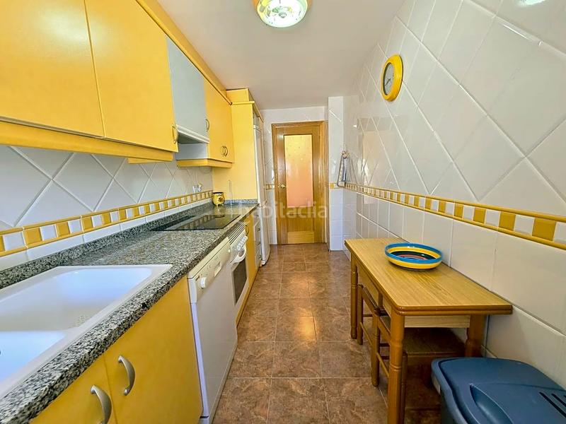 Foto b4ef4cf1-36f1-4dd8-8f14-8c86b61ef941. Lloguer apartament a carrer camp de morvedre 39 a Gandia