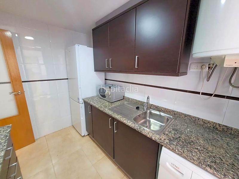 Foto 7302d054-6676-483a-a01e-ca53517502b2. Rent apartment in de la universidad 8 in Grau de Gandía-Marenys de Rafalcaid Gandia