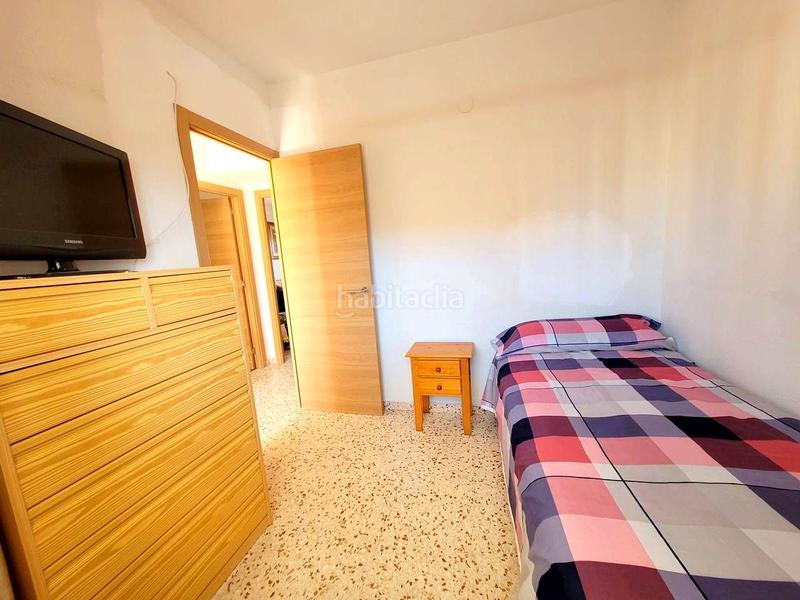 Foto b741f7b0-17f5-4a80-9414-b4b85009900f. Alquiler apartamento en carrer de legazpi 23 alquiler invierno sep a junio apartamento playa con vistas despejadas 2 habitaciones y 1 baño aa jardín y piscina en Gandia