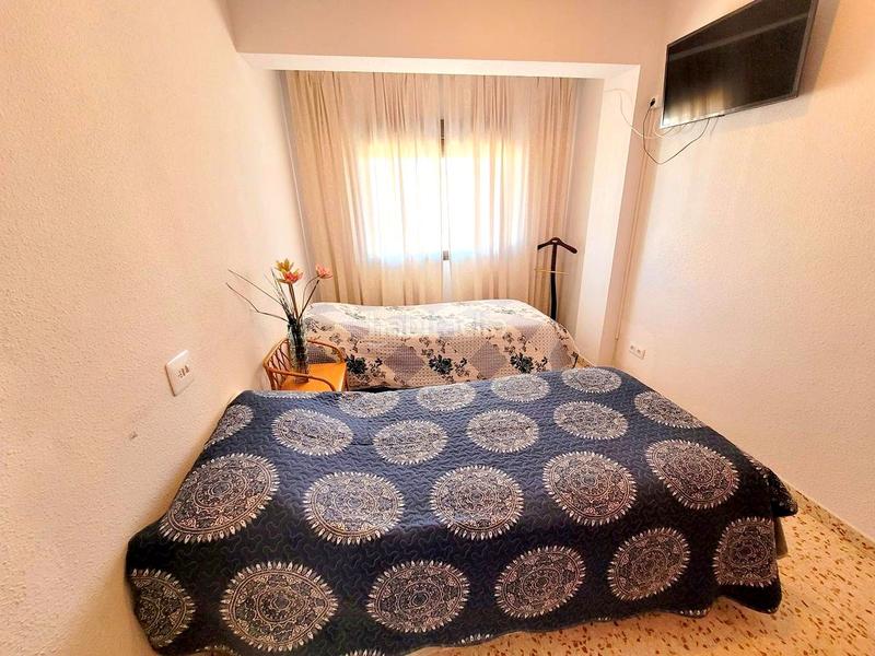Foto da4f0633-4cba-4d74-9e77-0b05aa6be707. Alquiler apartamento en carrer de legazpi 23 alquiler invierno sep a junio apartamento playa con vistas despejadas 2 habitaciones y 1 baño aa jardín y piscina en Gandia