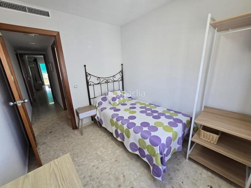 Foto 081a9cdc-e053-4b88-9730-a90349a9d83c. Lloguer apartament a carrer de la rioja 127 a Playa de Gandía Gandia
