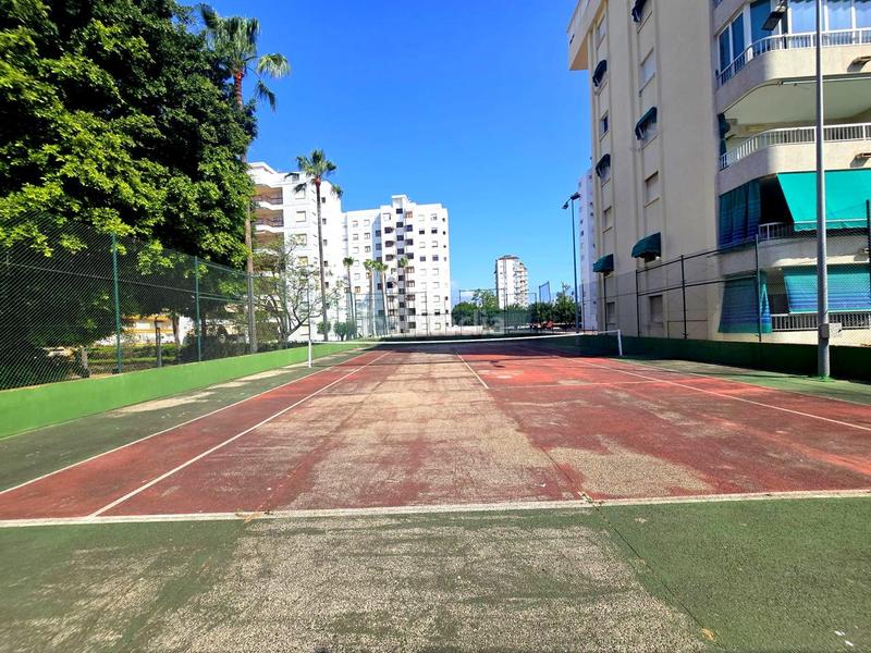 Foto 6e6b7bb2-3574-4b27-95b7-2a35f829137d. Lloguer apartament a carrer de la rioja 127 a Playa de Gandía Gandia