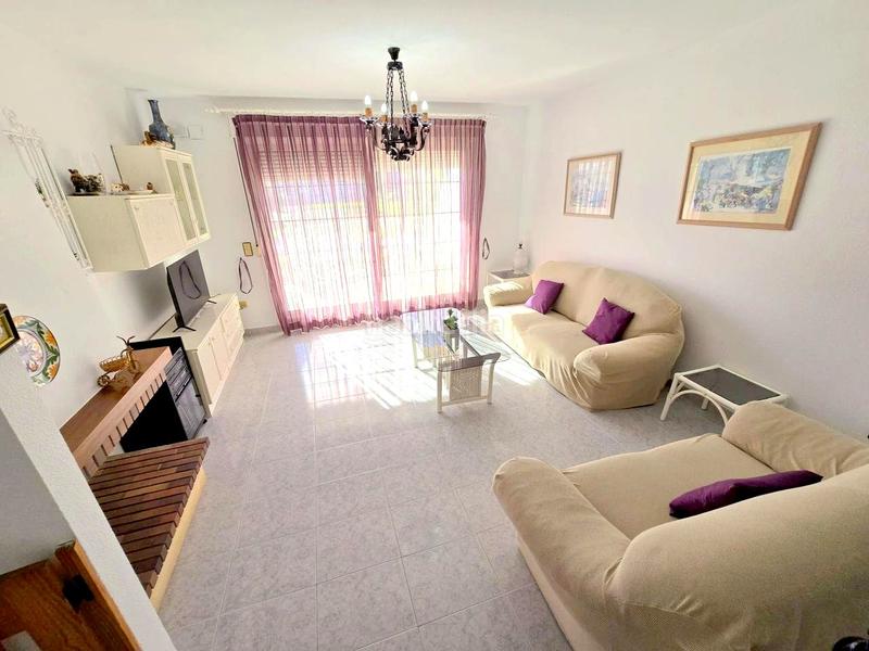 Foto 066a1fbc-02a5-4e36-b55b-e9d5754076cb. Alquiler casa adosada adosado playa casi 1 linea 3 habitaciones, 2 baños, 1 aseo , 2 cocinas , terrazas , vistas al mar en Xeraco