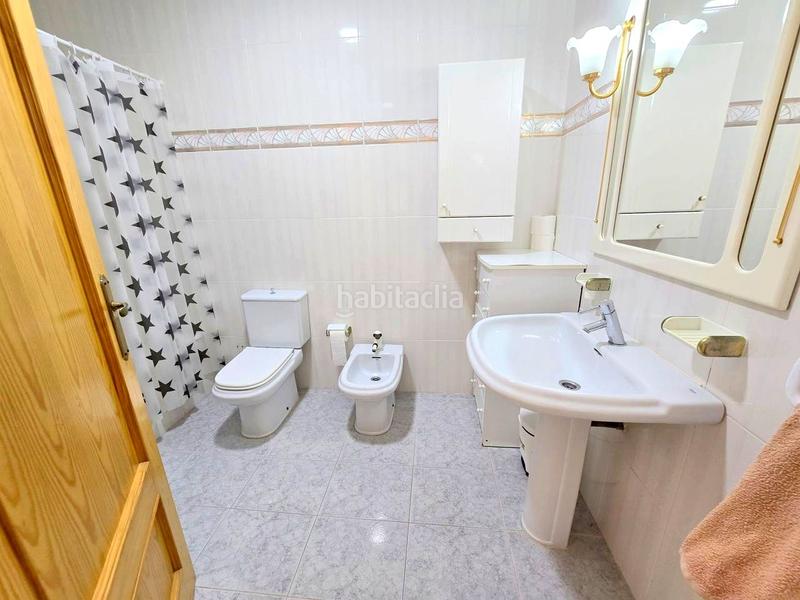 Foto 231980a9-b9fb-43b4-bc16-ad5fa3b45c51. Alquiler casa adosada adosado playa casi 1 linea 3 habitaciones, 2 baños, 1 aseo , 2 cocinas , terrazas , vistas al mar en Xeraco