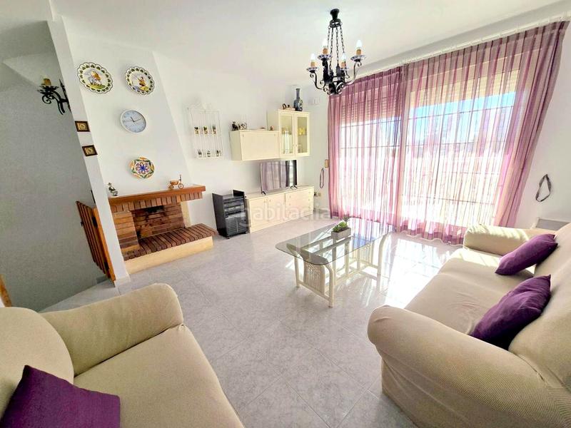 Foto 69797a3f-4aca-4783-9b5a-8b5c9a91c0c3. Alquiler casa adosada adosado playa casi 1 linea 3 habitaciones, 2 baños, 1 aseo , 2 cocinas , terrazas , vistas al mar en Xeraco