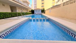 Apartament  Plaça de la rosa dels vents 24. Apartmento en rosa de los vientos 3 habitaciones, 2 baños, cocin
