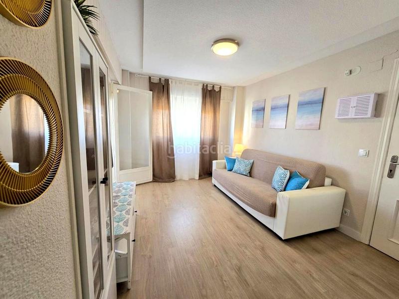 Foto 62b75967-9b96-46d6-938d-ba50fdd810aa. Lloguer apartament a carrer de la rioja 129 a Playa de Gandía Gandia