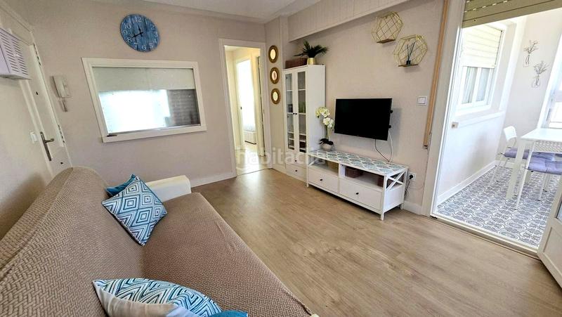 Foto d38a7200-9311-43f8-b5c6-051c2777bc10. Lloguer apartament a carrer de la rioja 129 a Playa de Gandía Gandia