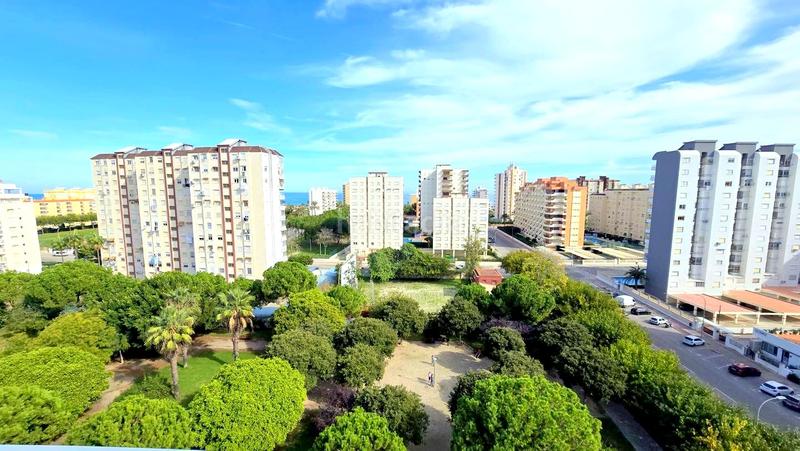 Foto d20273a1-217a-479d-918e-6afe7d25a307. Rent duplex in carrer del maestrat 4 in Playa de Gandía Gandia