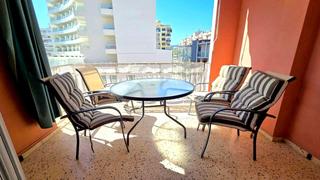 Piccolo appartamento  Carrer de les barraques 66. Apartamento playa de gandia 2 habitaciones, cocina, salon y terr