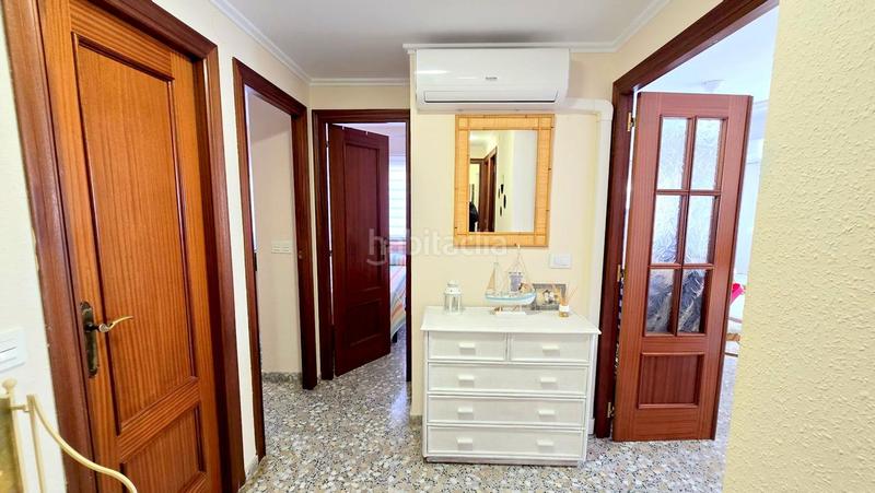 Foto 69f0ee4e-a1ea-4f1b-ac7d-f6c7beed522d. Lloguer apartament amb aparcament piscina a Playa de Gandía Gandia