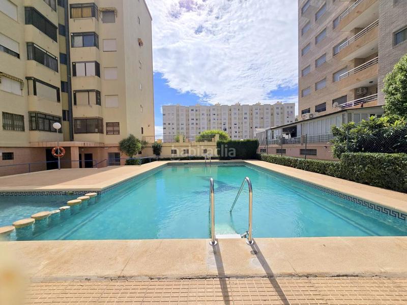 Foto 808d7372-ef7a-4ab6-a6d4-404c5d29b9f8. Lloguer apartament amb aparcament piscina a Playa de Gandía Gandia