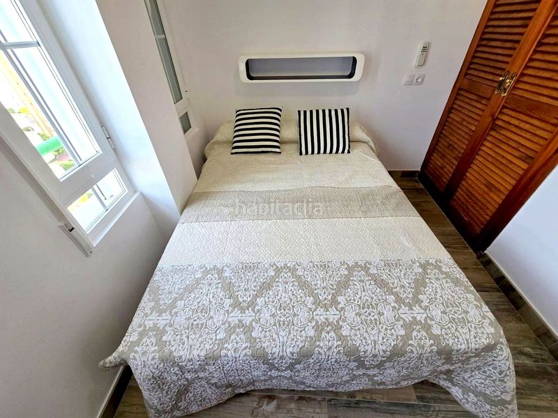 Foto 39b40655-a1b1-49d8-bf6d-fee429994f4d. Apartamento en calle de la devesa 7 atico playa reformado 3 habitaciones, 2 baños, salon , gran terraza, garaje, jardin, piscina y tenis en Gandia