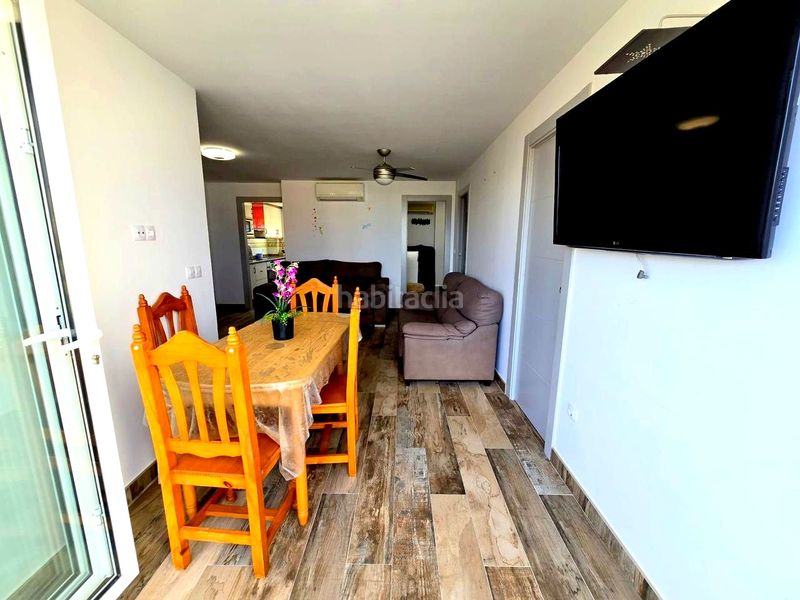 Foto 5ff797cc-ddd8-4a70-9d24-6c520509f5d9. Apartamento en calle de la devesa 7 atico playa reformado 3 habitaciones, 2 baños, salon , gran terraza, garaje, jardin, piscina y tenis en Gandia