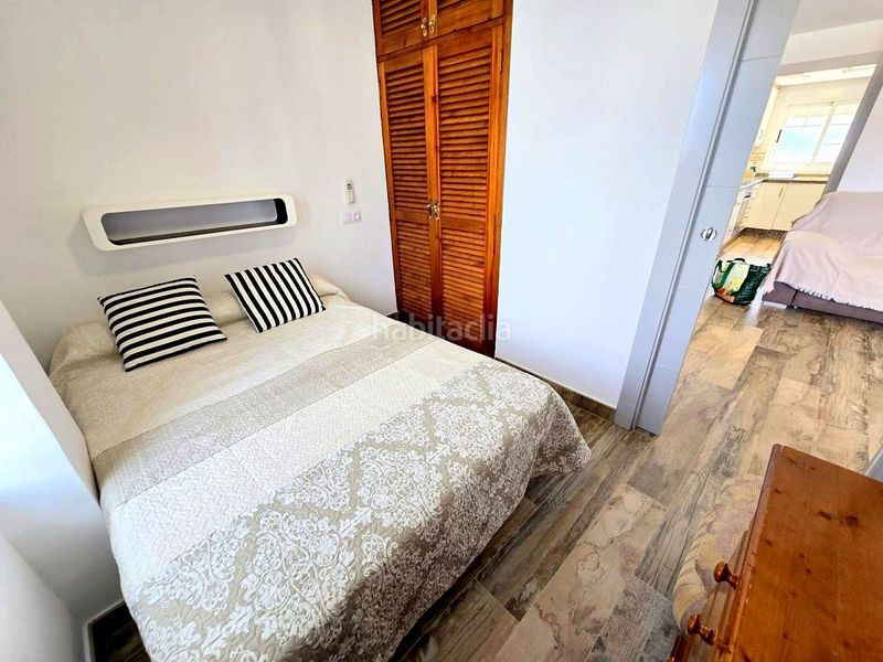 Foto e1cade65-69a4-4845-9881-3253420f91d2. Apartamento en calle de la devesa 7 atico playa reformado 3 habitaciones, 2 baños, salon , gran terraza, garaje, jardin, piscina y tenis en Gandia