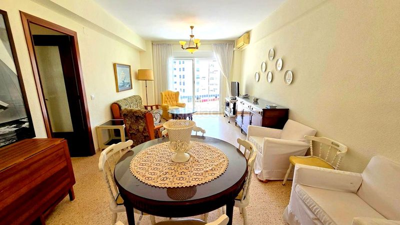 Foto 60233a45-5b6b-4496-aa9a-15cb9a2f1223. Apartament amb aparcament piscina a Playa de Gandía Gandia