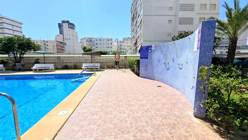 Foto 6b0a05b9-7e2b-4924-8c76-b15c5b378bc1. Apartament amb aparcament piscina a Playa de Gandía Gandia