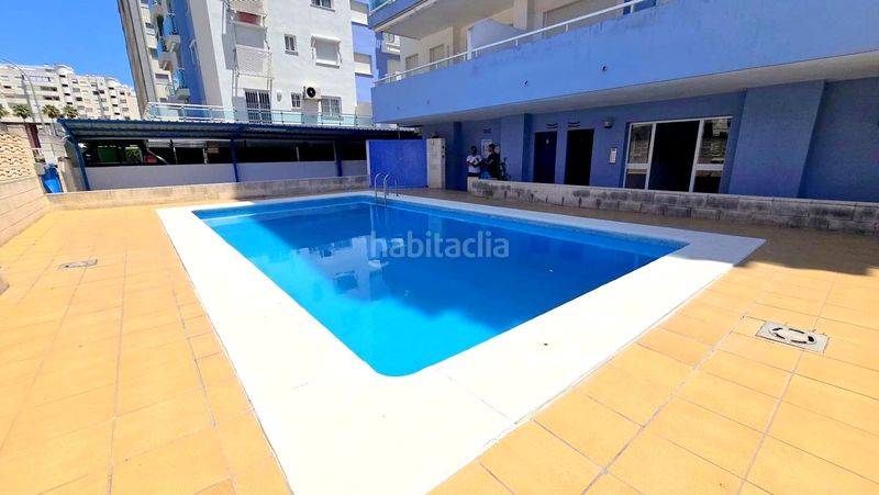 Foto 42e2683a-e4d4-4142-a155-b15e2a59f85d. Dúplex amb aparcament piscina a Playa de Gandía Gandia