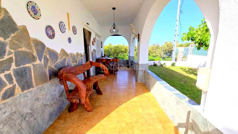 Foto bb464264-6089-4799-ab4a-9378584a15cb. Casa amb aparcament a Urbanizaciones Gandia