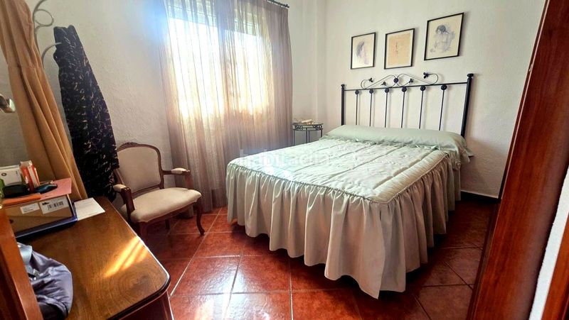 Foto c6abb704-b57c-4102-ba88-4b1a0e3e2859. Casa amb aparcament a Urbanizaciones Gandia