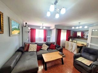 Appartement  Calle pinet. Piso en venta nuevos juzgados 3 habitaciones, 2 baños, gran salo