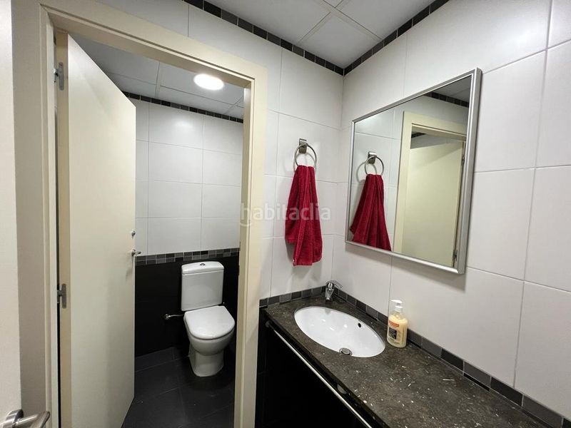 Foto fc8d3df8-87d4-42fd-b6c0-2f47c22502b0. Local comercial a Covadonga Sabadell