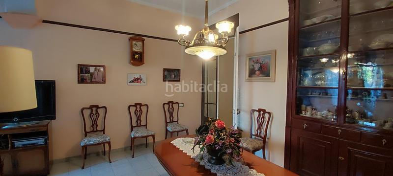 Foto b5426eb0-d17f-4cd3-952c-06780c9bf7f2. Casa adosada  con garaje en Centre Sabadell