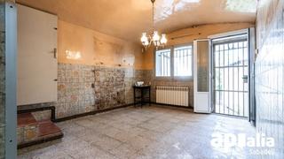 Casa  Moli. Casa unifamiliar con patio en pleno centro de castellar del vall
