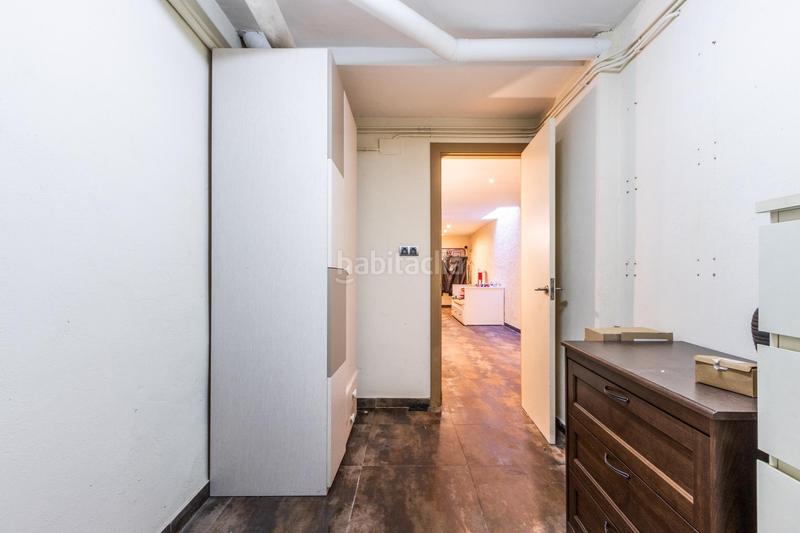 Foto 3cce872c-c4d7-4ba9-b7f1-a8c1f3272c36. Casa adosada descubre tu nuevo hogar en el corazón ! en Sabadell