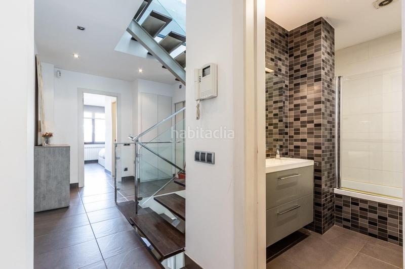 Foto 425d8918-3700-4ff6-9143-0c653ce5f6d5. Casa adosada descubre tu nuevo hogar en el corazón ! en Sabadell