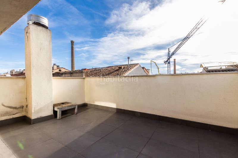 Foto b1782f65-6d51-4fe3-a73e-77ab8994ef88. Casa adossada amb calefacció aparcament a Centre Sabadell