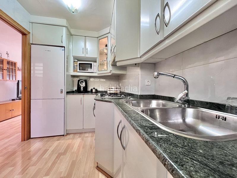 Foto aae3d5f7-4600-4b20-9443-261d862f73cf. Piso en avda barbera con piscina comunitaria en Eixample Sabadell