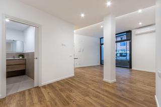 Planta baixa a Eixample. Apartamento en planta baja tipo loft, en el eixample de sabadell