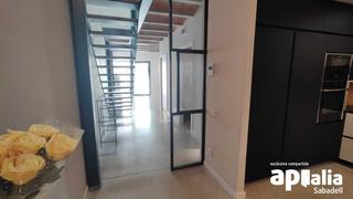 Casa a Gràcia. En gracia, con piscina y patio privado