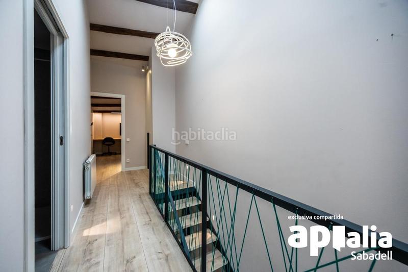 Foto eab2bc9b-d180-41ad-b968-712c9e4d7989. Maison avec chauffage piscine dans Gràcia Sabadell