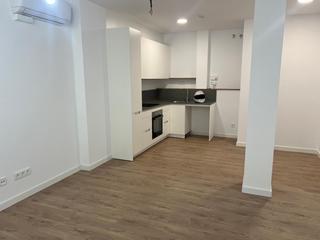Location Appartement à Eixample - Can Bogunyà. Planta baja a estrenar !!