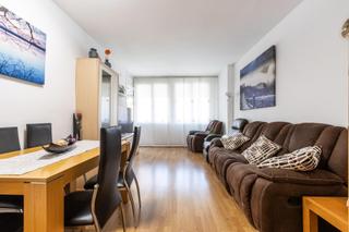 Appartement à Creu de Barberà. Oportunidad única en plaza barcelona!
