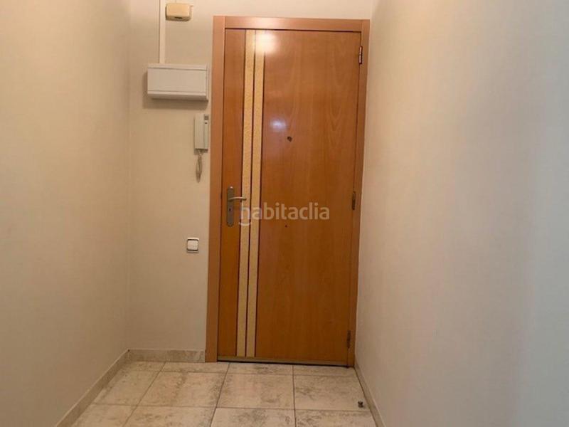 Foto 18567652-c67f-4600-bc38-33becf5ad99e. Piso 4 habitaciones con terraza !! en Can Rull Sabadell