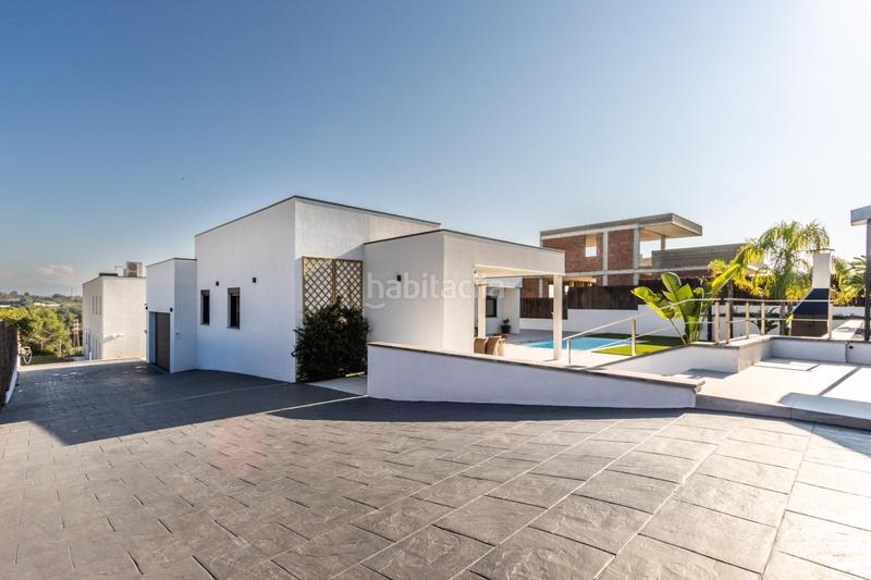 Foto 7aa8e9fb-d8ec-4783-a868-87c3b654b445. Maison avec chauffage parking piscine dans Can Llobateres-Can Pallars Sant Quirze del Vallès