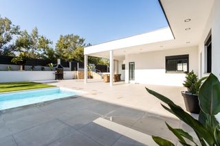Casa  Carrer carrer del mestral, 7. Exclusiva vivienda unifamiliar de dise�o en sant quirze del vall