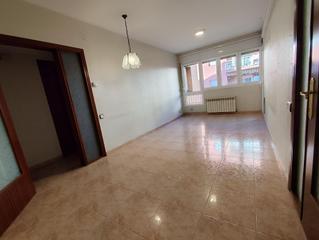 Piso en Creu Alta. Piso 4 habitaciones con gran balcón en creu alta !!