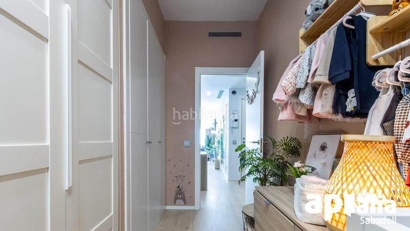 Foto 2b5b9f2c-cad0-4fbc-9018-6d88636d42e8. Flat with heating parking in Eixample Sabadell
