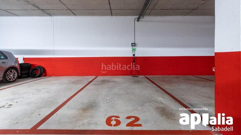 Foto c79ab226-339f-4fd0-92a3-6d48728195bf. Flat with heating parking in Eixample Sabadell